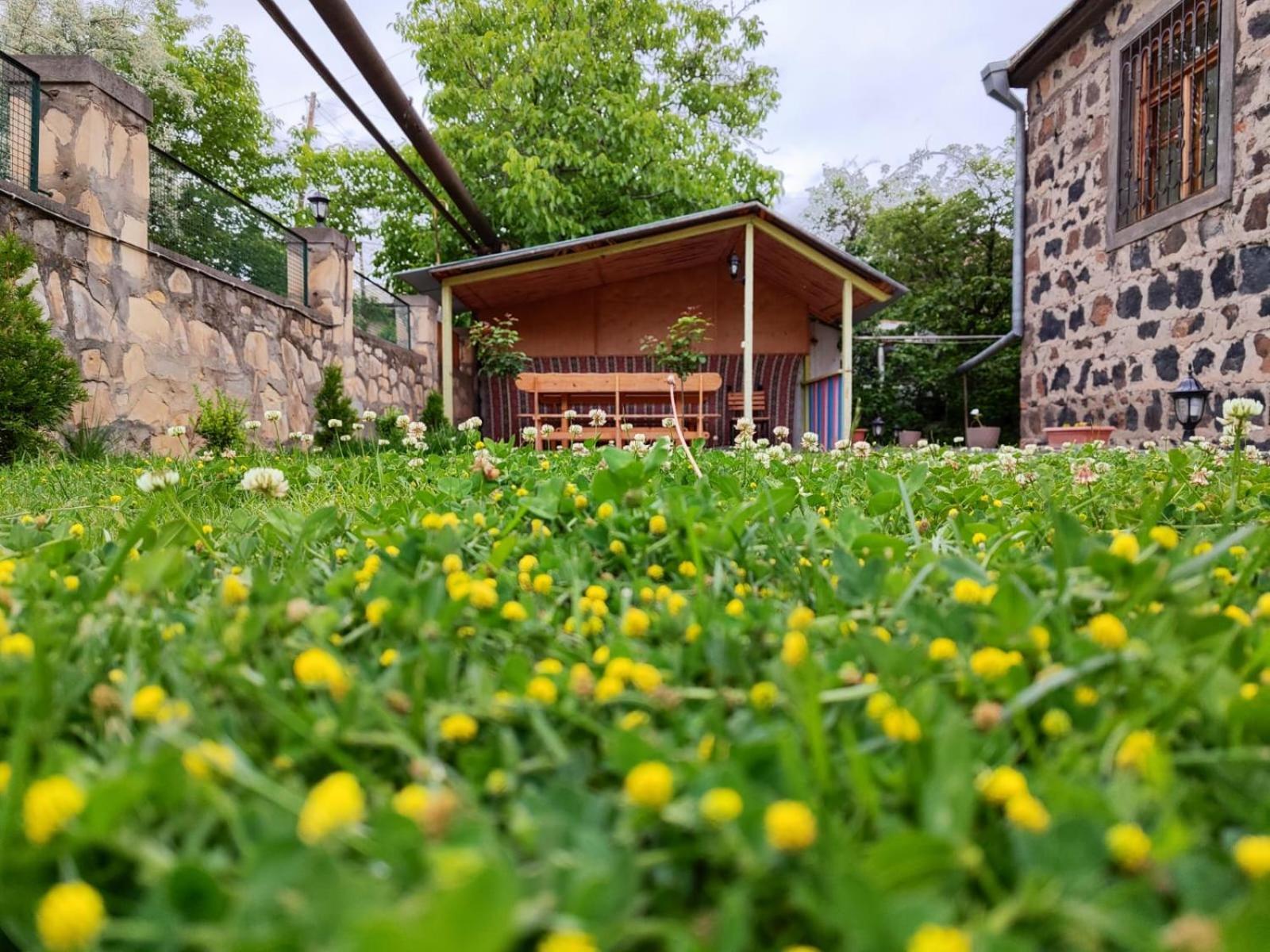 Yeghegnadzor Guest House Nataly מראה חיצוני תמונה