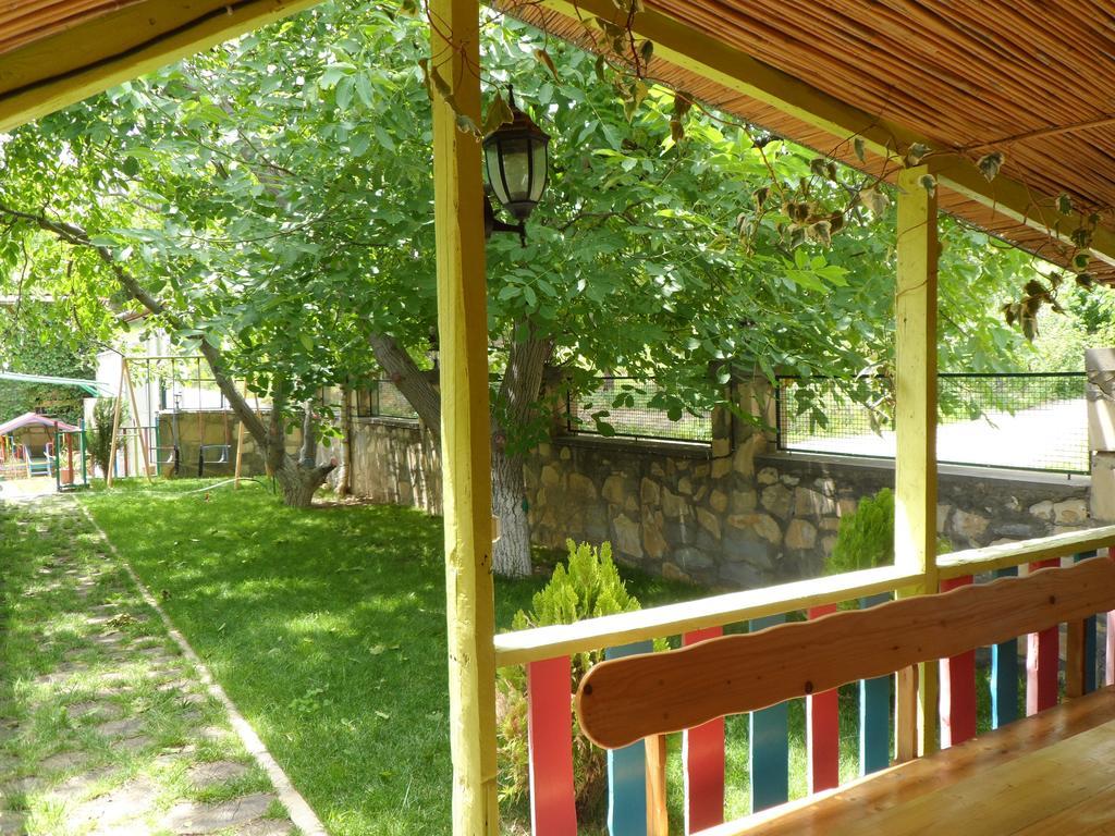 Yeghegnadzor Guest House Nataly מראה חיצוני תמונה