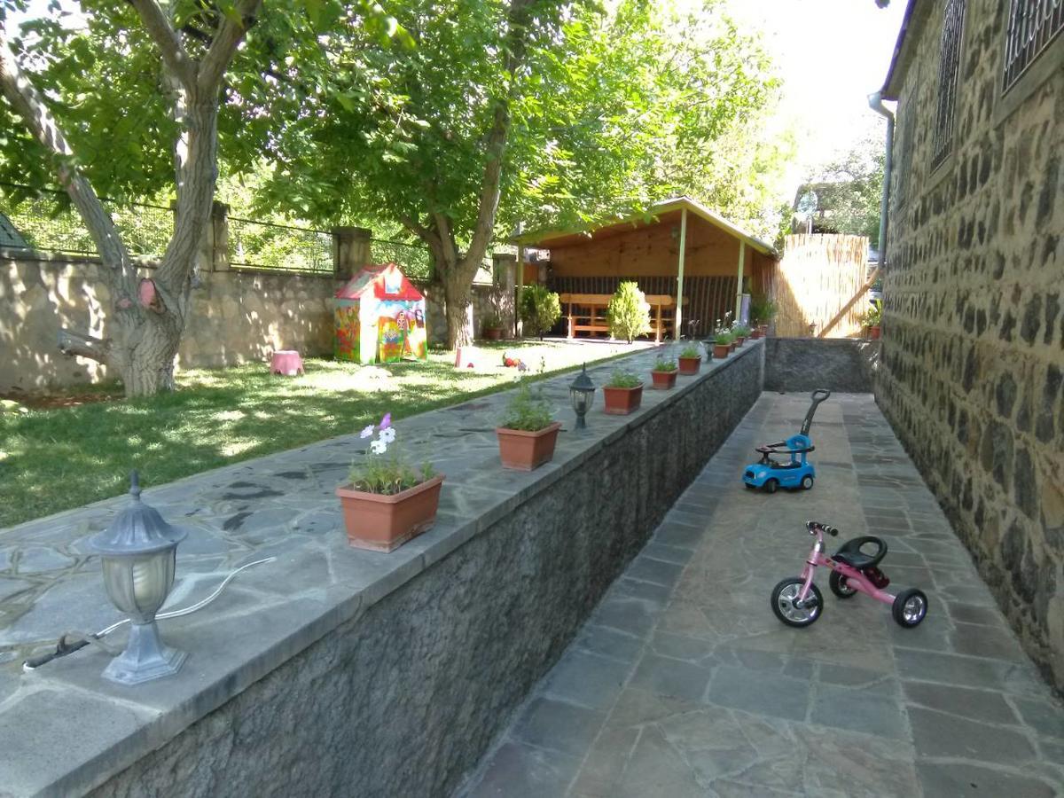 Yeghegnadzor Guest House Nataly מראה חיצוני תמונה